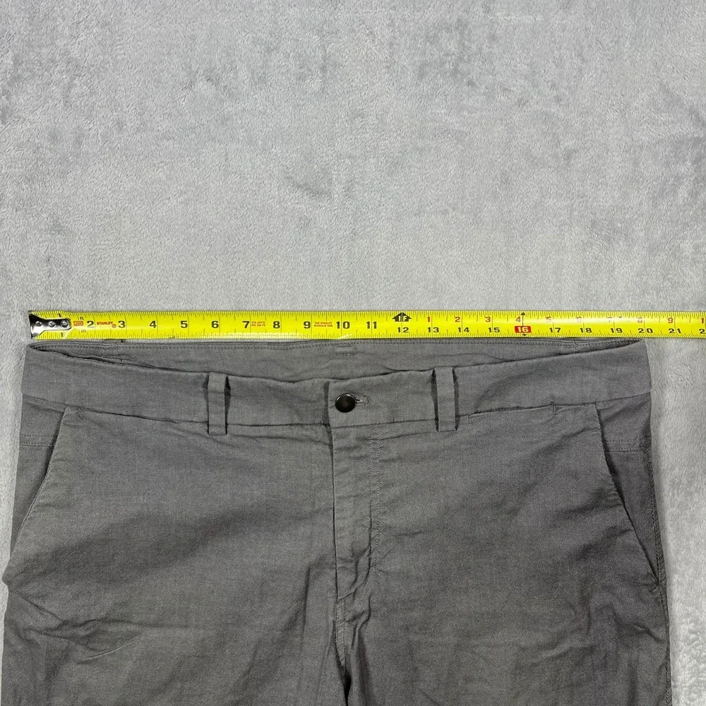 Lululemon Commission Shorts Mens 38 Grey Chino Performance Tech 9